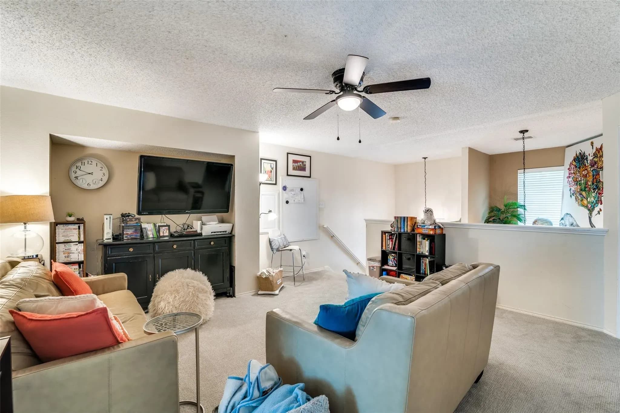 https://mogul-property-details-prod.s3.amazonaws.com/images/Loft-1708023236505.webp